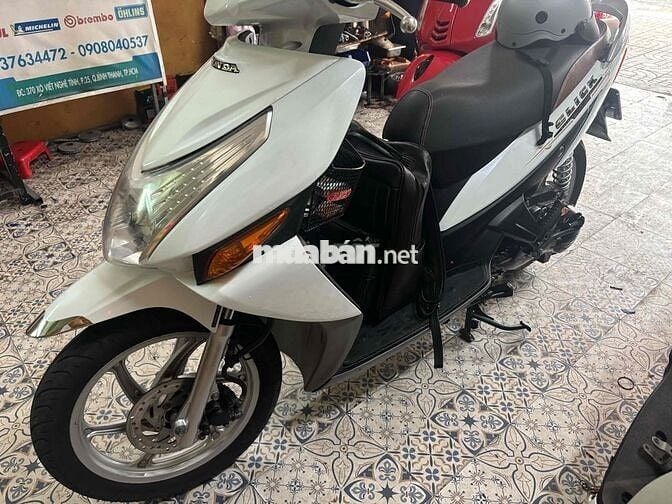 Honda Click 2010 Trắng