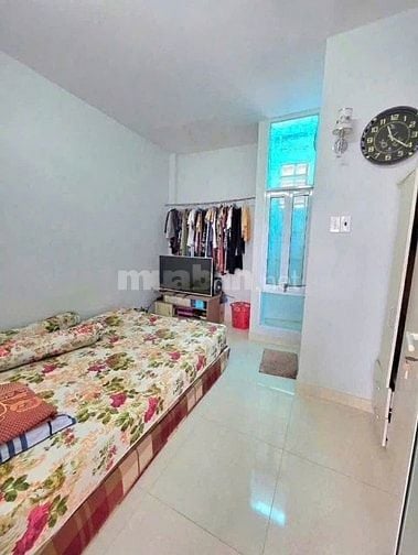 Bán gấp nhà HXH đường Phạm Thế Hiển gần bến xe Q8 SHR giá 1 tỷ 150 TL