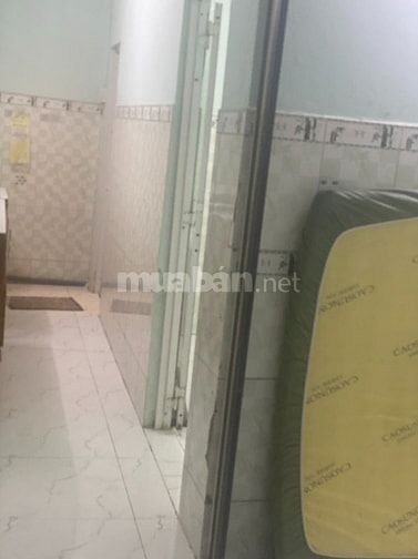 Phòng ở, ngay mặt tiền huỳnh tấn phát