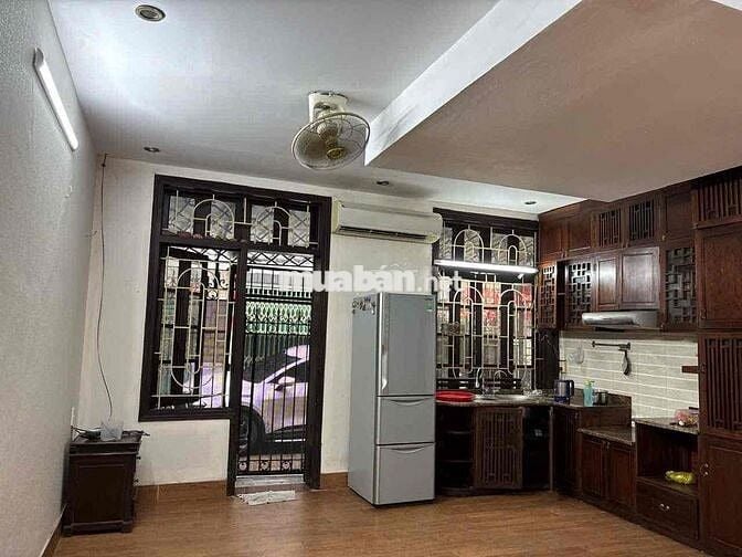Căn hộ tầng 1, vừa ở vừa kinh doanh