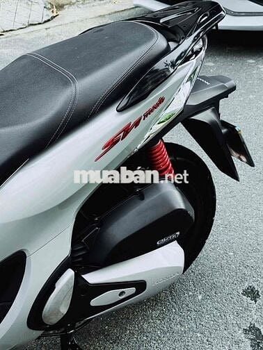 Honda SH Mode 2023 Bạc đen 13000 km