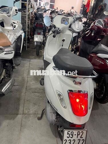 Piaggio Vespa 2015 Trắng