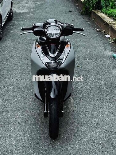 Honda SH Mode 2023 Bạc đen 13000 km