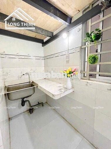 PHÒNG TRỌ GIÁ RẺ HỌC SINH SINH VIÊN GÁC CAO GẦN ĐH VĂN HIẾN CÔNG THƯƠN