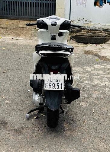 Honda SH 150i 2021 Trắng đen xe keng 9 chủ