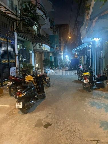 Nhà 17m2 hẻm oto Phạm Văn Chí quận 6