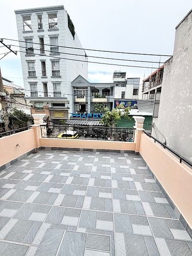 CHO THUÊ NHÀ MẶT TIỀN PHAN HUY THỰC, QUẬN 7