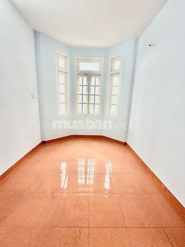 CHO THUÊ NHÀ MẶT TIỀN PHAN HUY THỰC, QUẬN 7