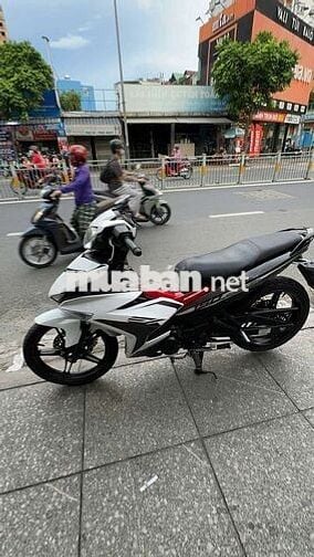 Yamaha Exciter 150 Trắng đỏ đen