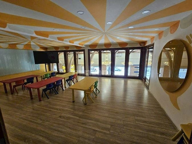 Cho thuê nhà mặt tiền đường 3/2 phường 12, Quận 11, Hồ Chí Minh
