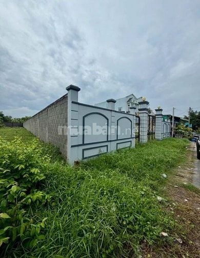 VỠ NỢ CẦN BÁN GẤP LÔ ĐẤT FULL THỔ CƯ 249m2 NHỰA THÁI MỸ GIÁ 750 TRIỆU