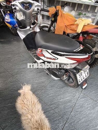 Honda Vision Đời đầu Trắng