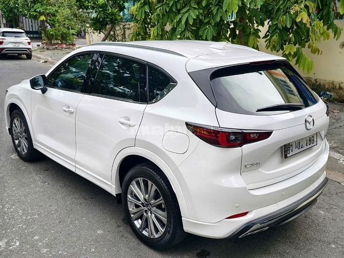Mazda CX5 2.0 Prenium Exclusive Sản xuất 2025 Màu Trắng xe đẹp như mới