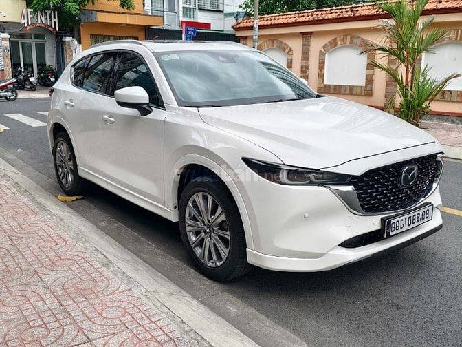 Mazda CX5 2.0 Prenium Exclusive Sản xuất 2025 Màu Trắng xe đẹp như mới