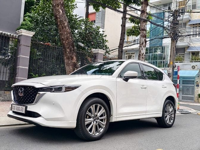 Mazda CX5 2.0 Prenium Exclusive Sản xuất 2025 Màu Trắng xe đẹp như mới