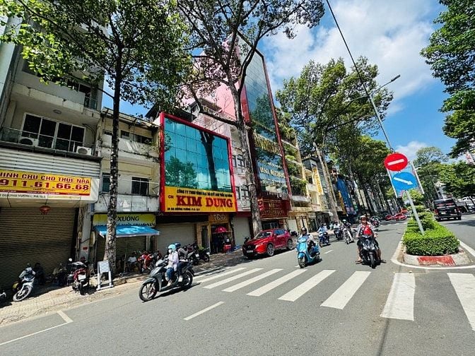 Cho thuê nhà 15 An Dương Vương, Phường 9, Quận 5,4x15m,1 trệt 6 lầu 