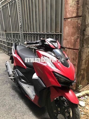 Honda Vario 160 Đỏ