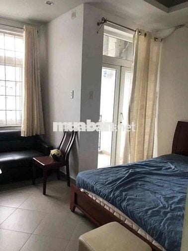 Cần bán nhà CHDV Hẻm Oto Trường Sa, Q3 (DT hơn 92m2). Giá chốt 7Tỷ690