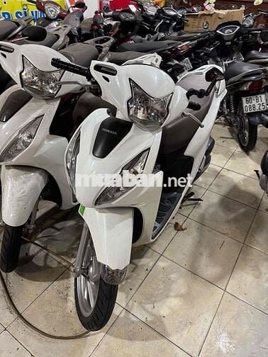 Honda Vision Trắng đã qua sử dụng