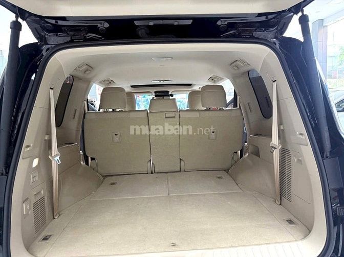 Bán Land Cruiser LC300 sản xuất 2024, lên full bodykit Trung Đông.