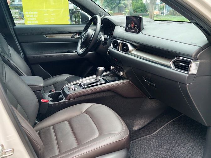 Mazda CX5 2.0 Prenium Exclusive Sản xuất 2025 Màu Trắng xe đẹp như mới
