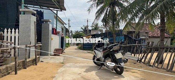 CHÍNH CHỦ BÁN ĐẤT THỔ CƯ SÁT BIỂN HOÀI NHƠN ĐÔNG CHỈ 50M ĐI BỘ RA BIỂN