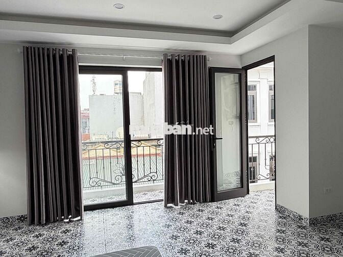 Phòng trọ mặt đường  Ô tô tránh-  279 Hoàng mai