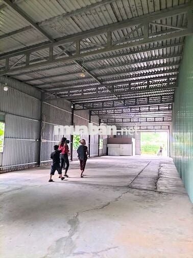 XƯỞNG 350m2 - CÓ VĂN PHÒNG - HÓC MÔN 