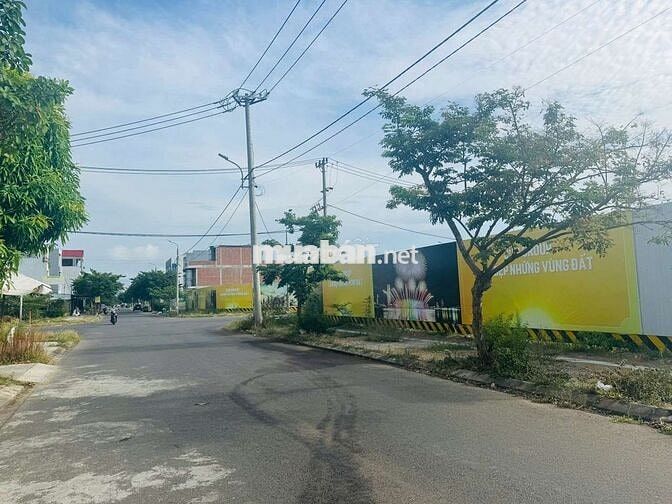 View 4 Tòa Chung cư thương mại, rẻ hơn thị trường 250tr.