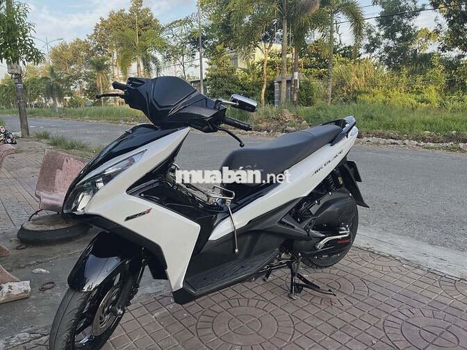 Honda Air Blade 2014 Trắng đen