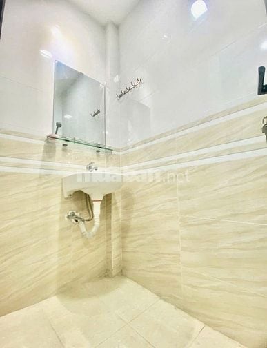 Cho Thuê nhà hẻm 57 Hồ Thị Kỷ, P.1, Q.10, nhà mới, 3 tầng đủ tiện nghi