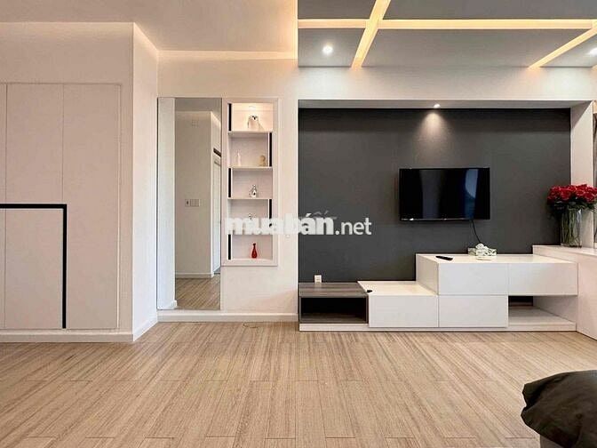 Cho Thuê Căn Hộ Cửa Sổ Gần Toà Nhà Viettel - Vòng Xoay Dân Chủ