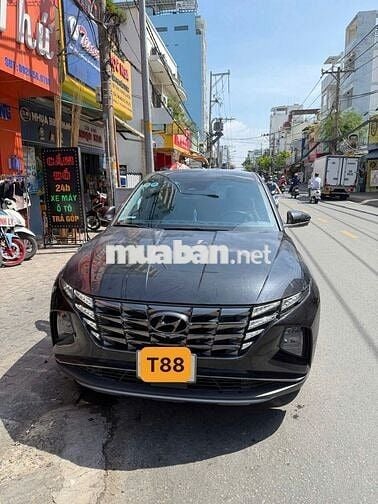 Hyundai Tucson 2022 Dầu 25000 km Đen