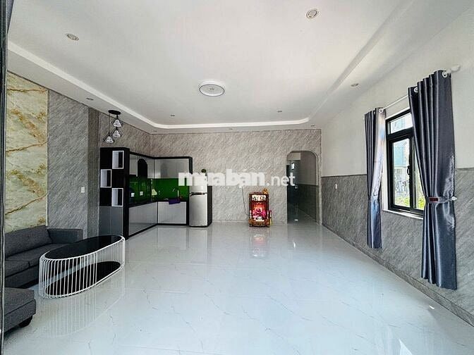 Bán Gấp Nhà Gần Quốc Lộ 1A, Cách Cầu Tứ Câu 500m