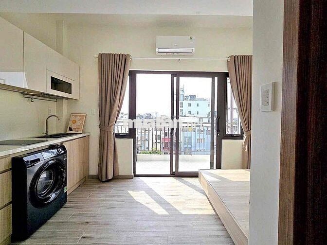 CHDV NGAY TRẦN HƯNG ĐẠO Q1- BANCONG- NHÀ MỚI