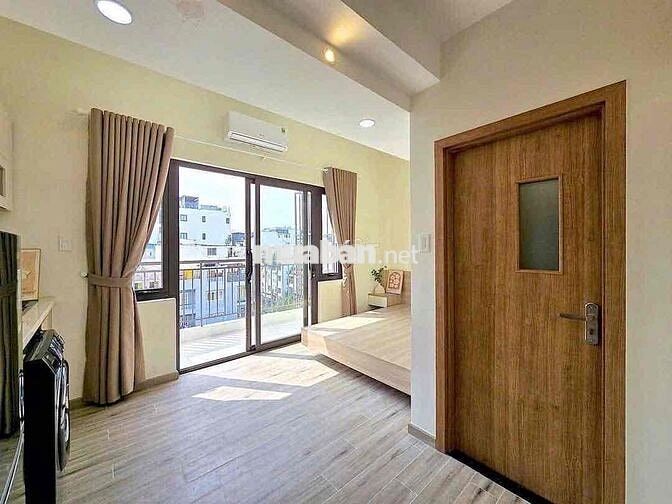 CHDV NGAY TRẦN HƯNG ĐẠO Q1- BANCONG- NHÀ MỚI