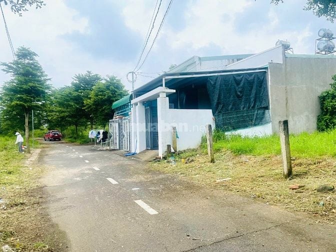 Đất Thổ Cư Ngay đường Nguyễn Hoàng, gần vành đai 4, Dân Cư đông