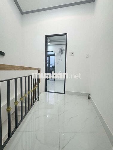 BÁN NHÀ Ở NGAY XE TẢI ĐẾN NHÀ KHU DÂN TRÍ NGAY 26 THÁNG 3 2 TẦNG