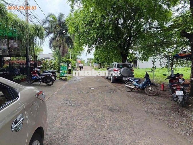 ĐẤT ĐẸP SAU LƯNG NHÀ THỜ SUỐI CÁT – NGANG 5.4M DÀI 34M, GIÁ TỐT ĐẦU TƯ