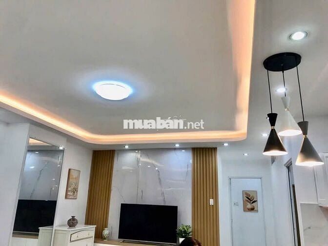 Cho thuê biệt thự 10x20m gần Phạm Văn Đồng, Kha Vạn Cân