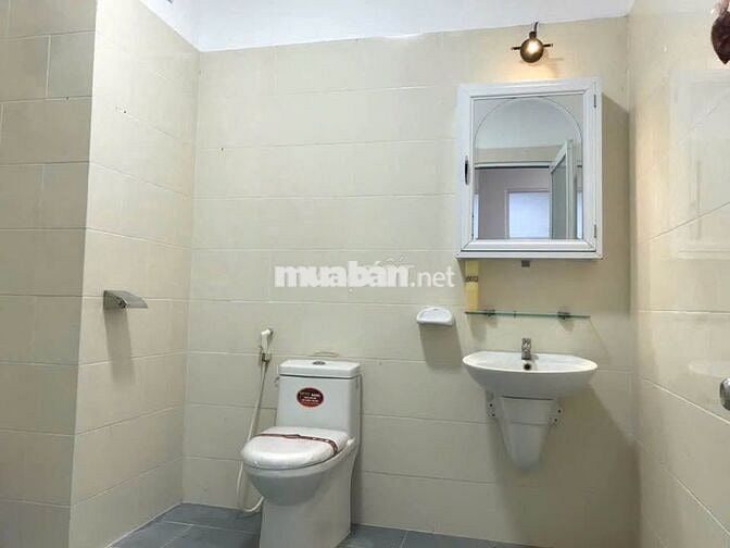 Cho thuê biệt thự 10x20m gần Phạm Văn Đồng, Kha Vạn Cân
