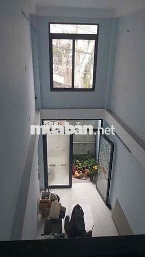 Nguyên căn hxh cách mt XVNT 70m, 2pn 3wc | gần Cầu Thị Nghè