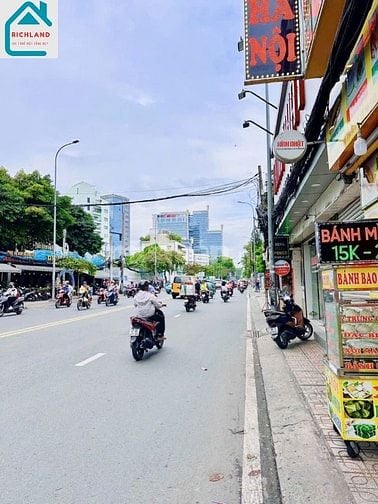 Cho thuê nhà Góc 2MT 400–402 Cách Mạng Tháng 8, Q3_DT: 9.6x26m