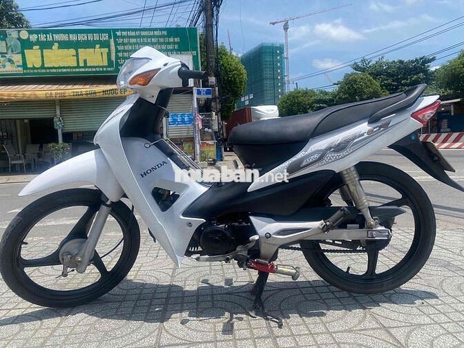 Honda Wave màu Trắng
