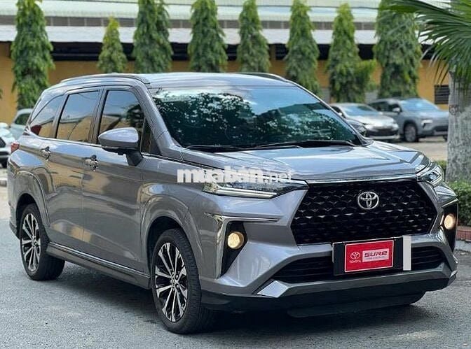 Toyota Veloz Top 1.5 CVT 2025 33.000km