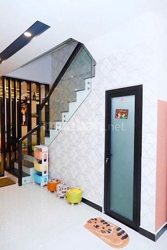 HXH 6m, DT 65m2, 3 tầng, Đường Trần Quang Cơ, VIP Tân Phú, giá 5 tỷ 9