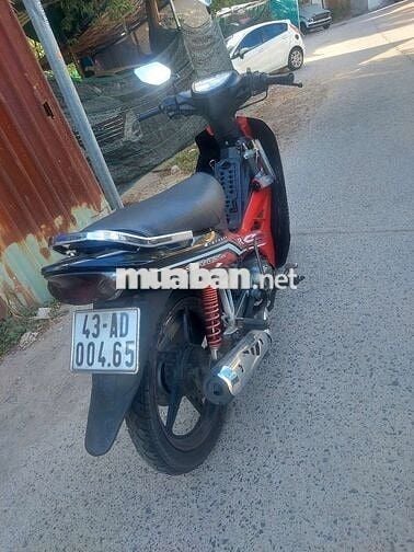 Yamaha Sirius Đỏ đen