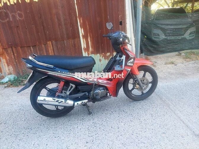 Yamaha Sirius Đỏ đen