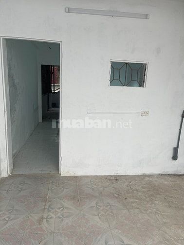 Chính chủ cho thuê nhà ngõ 118 Nguyễn Khánh Toàn - giá rẻ.