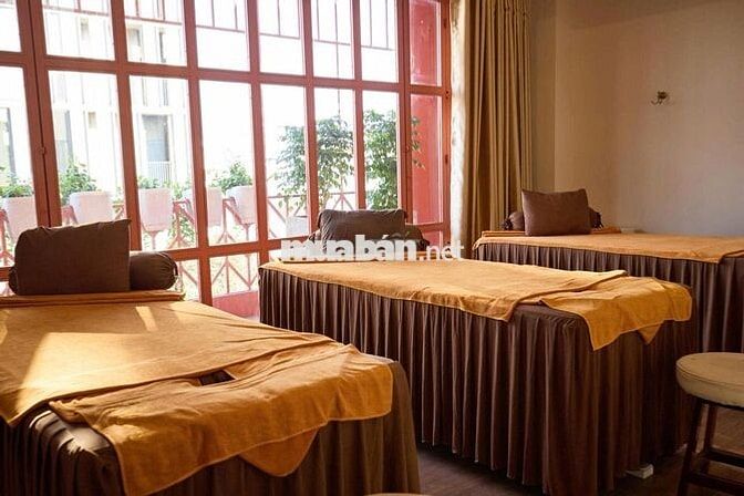 🏢  NHÀ MẶT TIỀN 4 LẦU THÁI VĂN LUNG -  TRUNG TÂM QUẬN 1